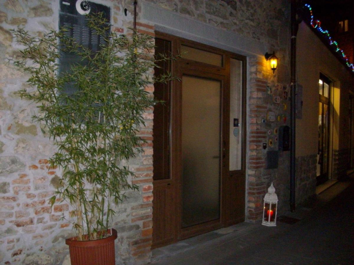 La Poventa Wi-Fi E Parcheggio In Centro Villa Tuoro sul Trasimeno Exterior photo