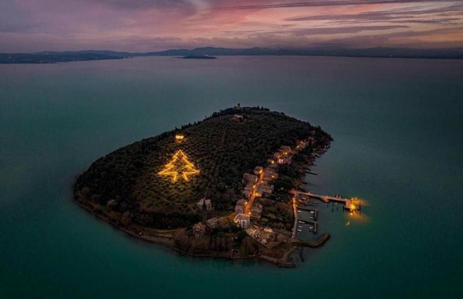 La Poventa Wi-Fi E Parcheggio In Centro Villa Tuoro sul Trasimeno Exterior photo