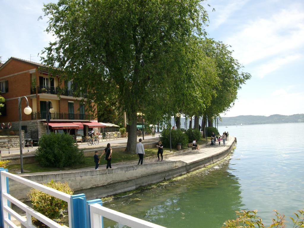 La Poventa Wi-Fi E Parcheggio In Centro Villa Tuoro sul Trasimeno Exterior photo